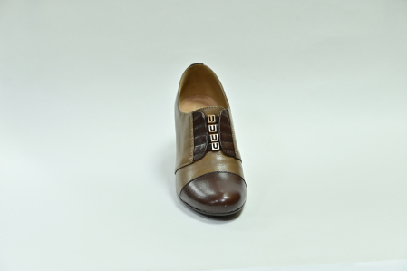 Туфли женские коричневые Geronea A. DA26-1